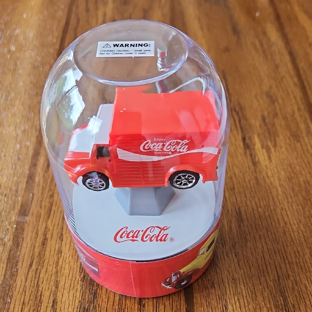 Coca Cola Red Miniature Delivery Van